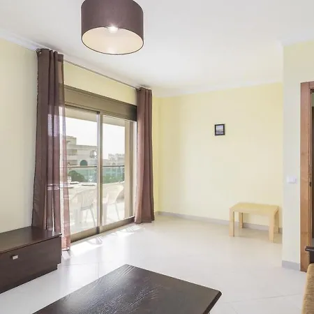 Apartamento Apt/t1 Vista Mar E Piscina 1 R/ch C Armação de Pêra
